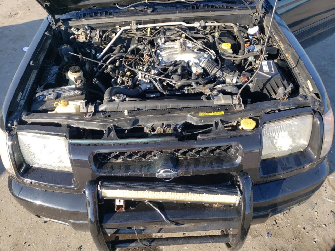 5N1ED28T3YC608833 2000 Nissan Xterra Xe