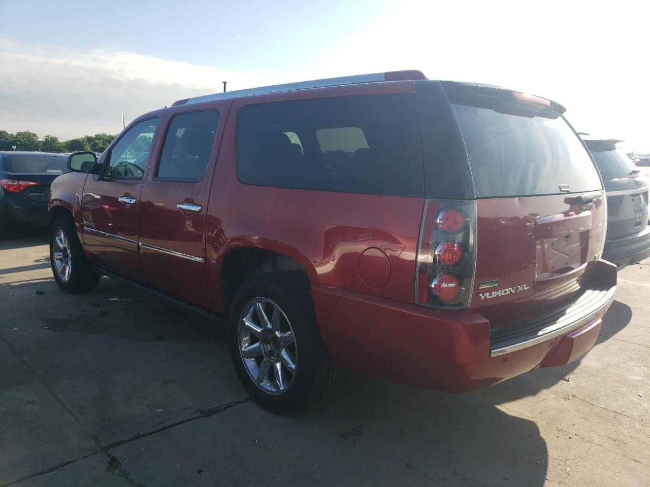 2012 GMC Yukon Xl Denali vin: 1GKS2MEF2CR286378