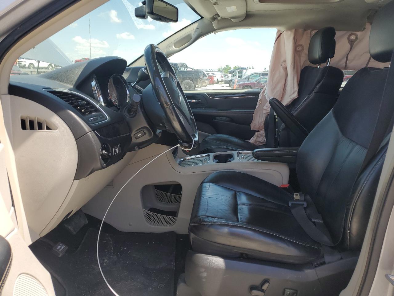 2C4RC1GG0ER423567 2014 Chrysler Town & Country Limited