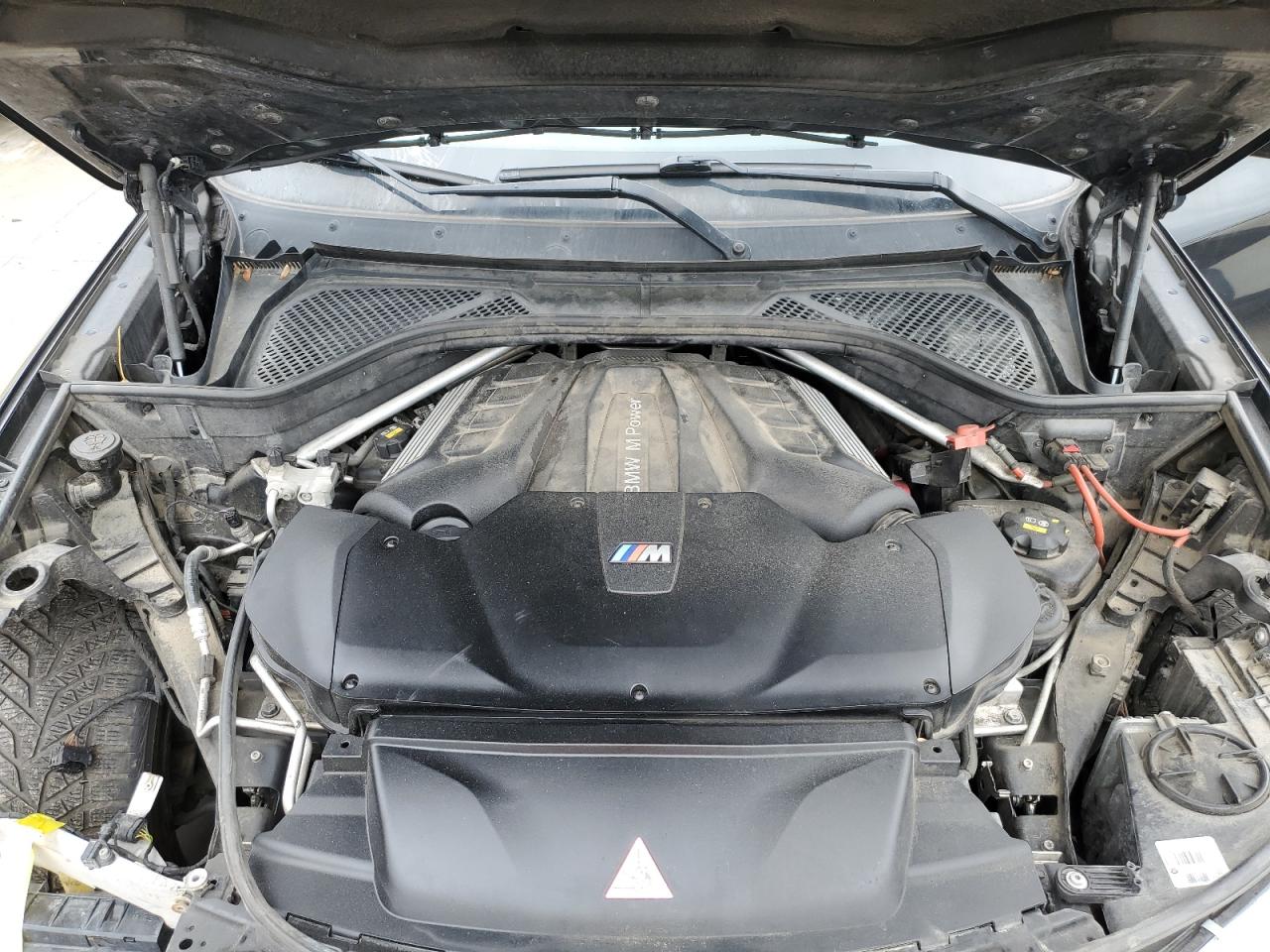 5YMKT6C5XF0C89515 2015 BMW X5 M