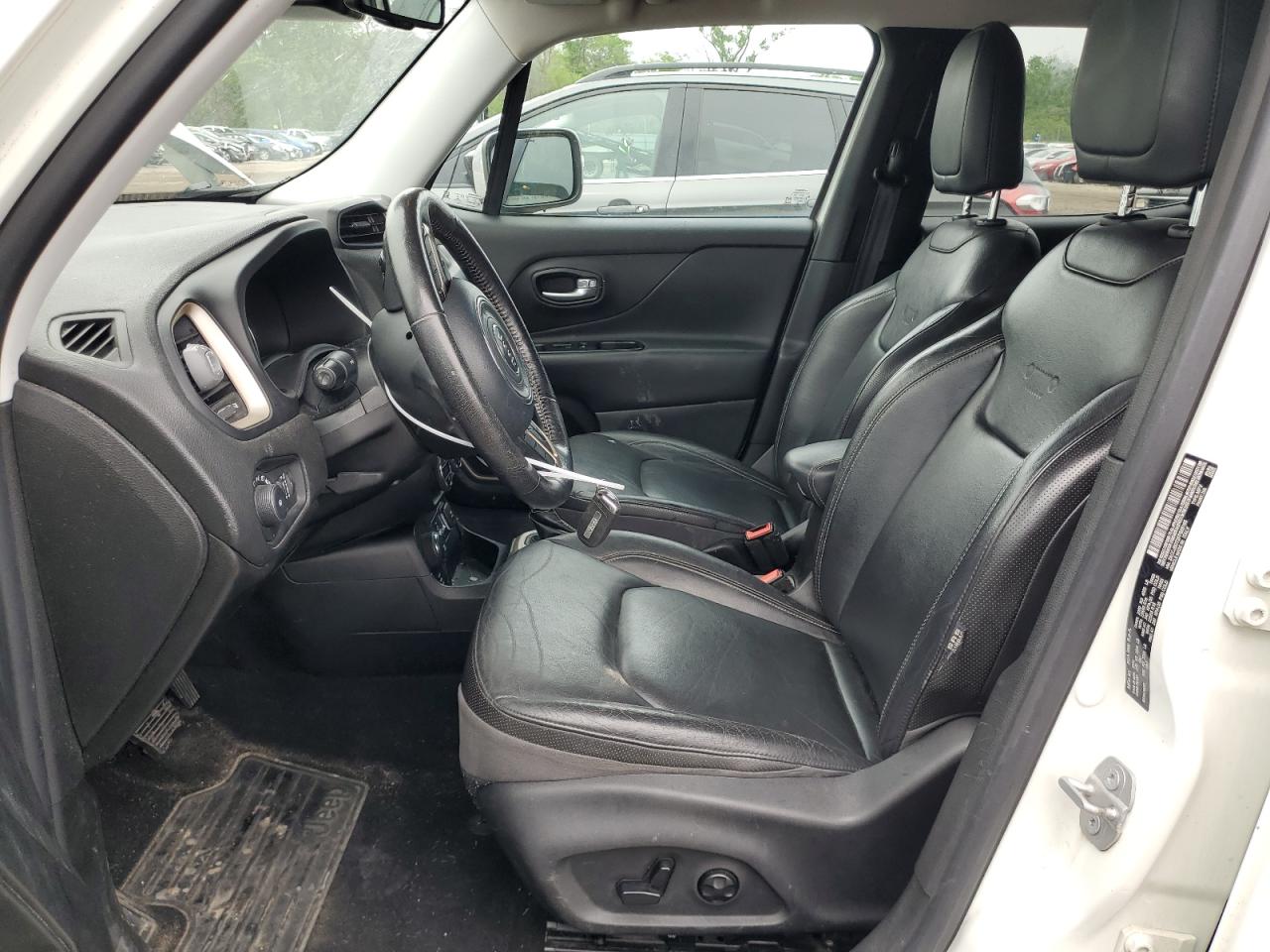 ZACCJBDT2FPB85195 2015 Jeep Renegade Limited