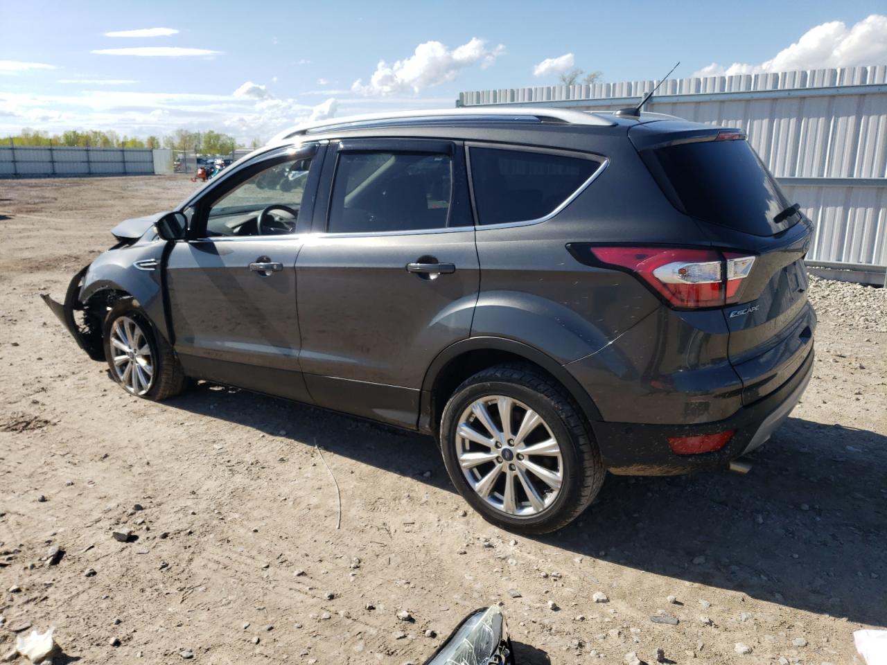 1FMCU9J9XHUD52375 2017 Ford Escape Titanium