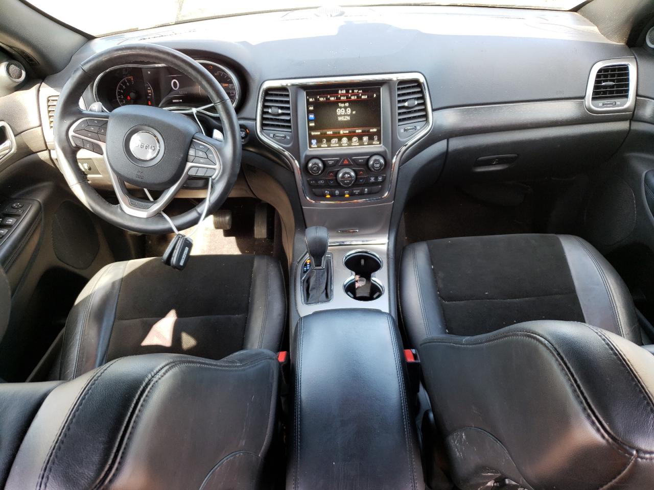 1C4RJFAG8HC925090 2017 Jeep Grand Cherokee Laredo