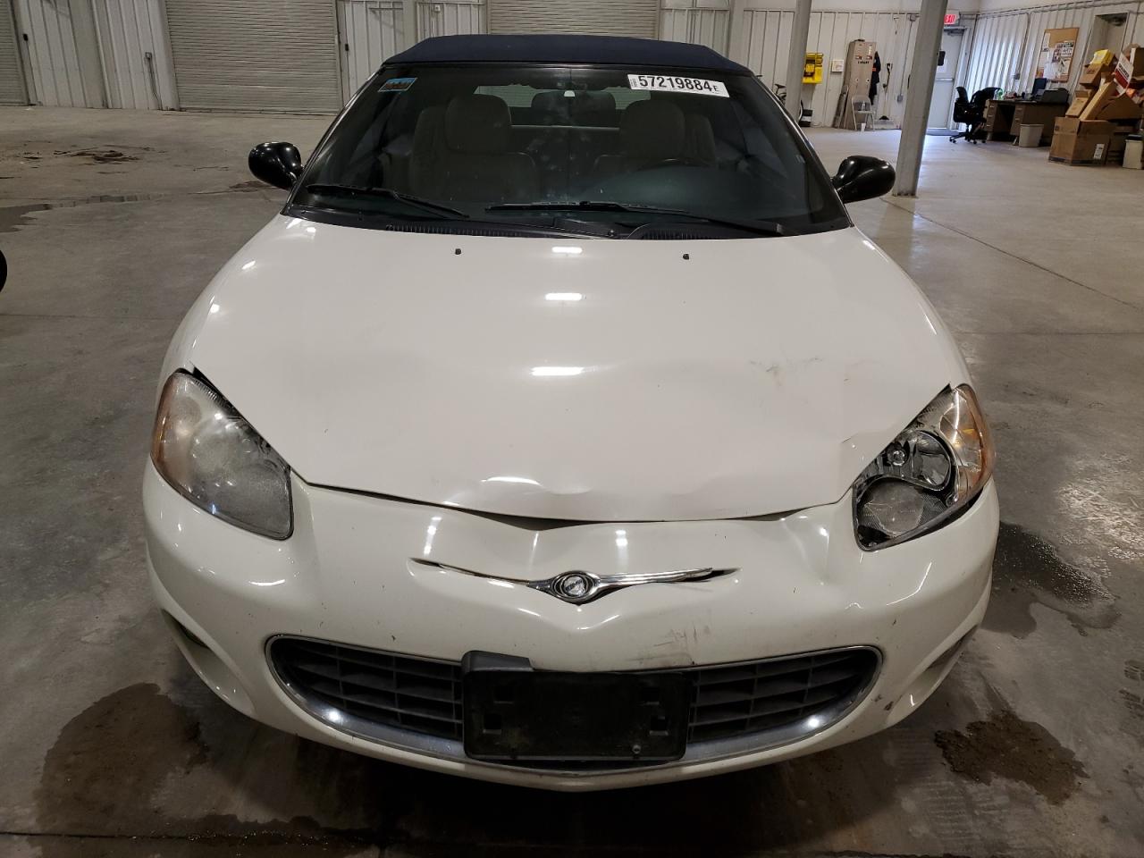 1C3EL65R82N201243 2002 Chrysler Sebring Limited