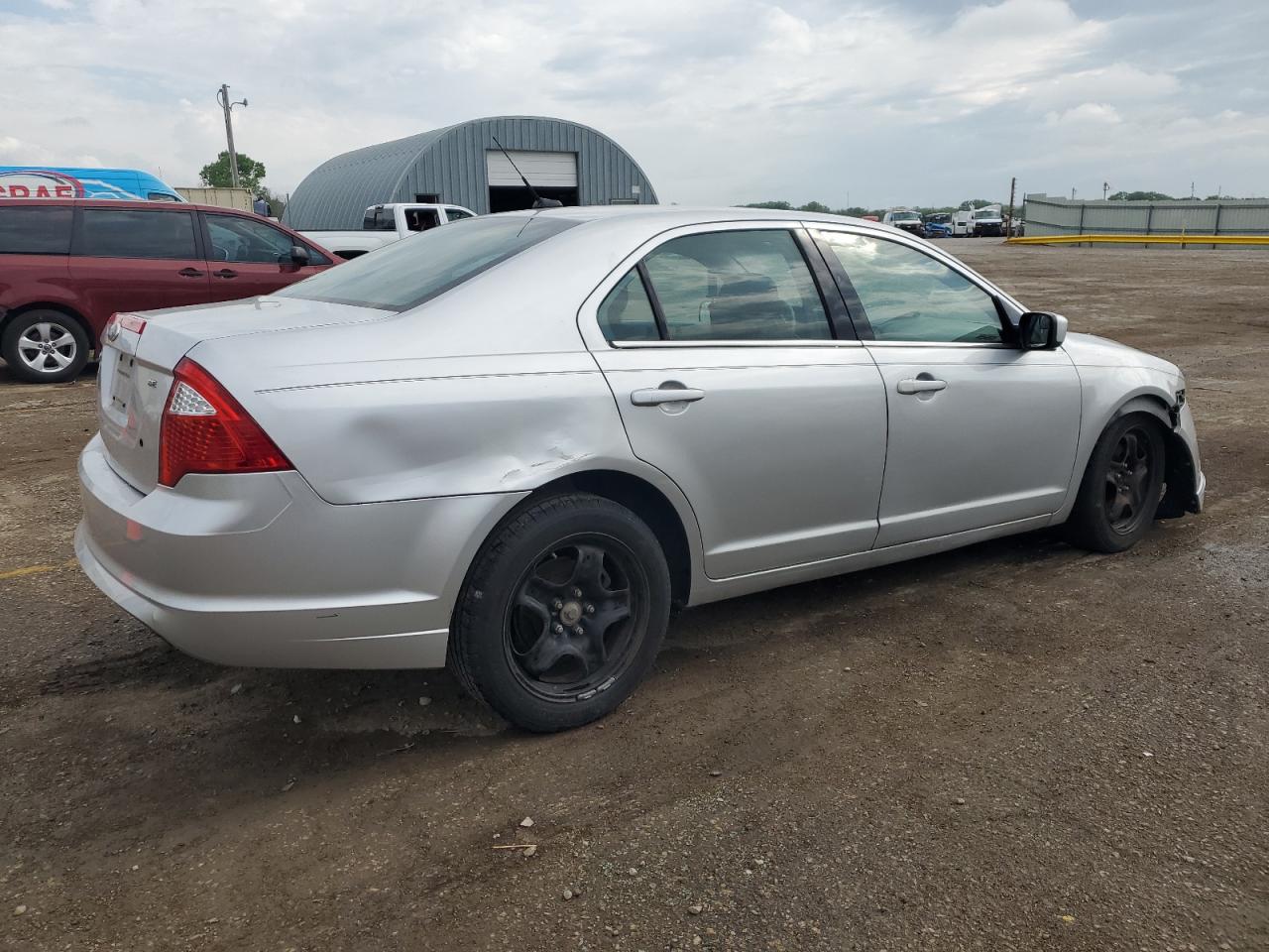 3FAHP0HA4BR222237 2011 Ford Fusion Se