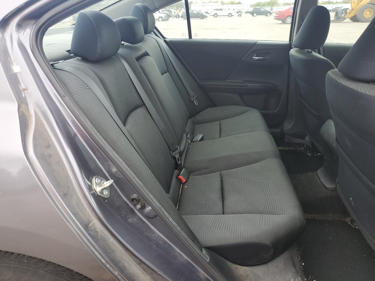 1HGCR2F32FA272098 2015 Honda Accord Lx