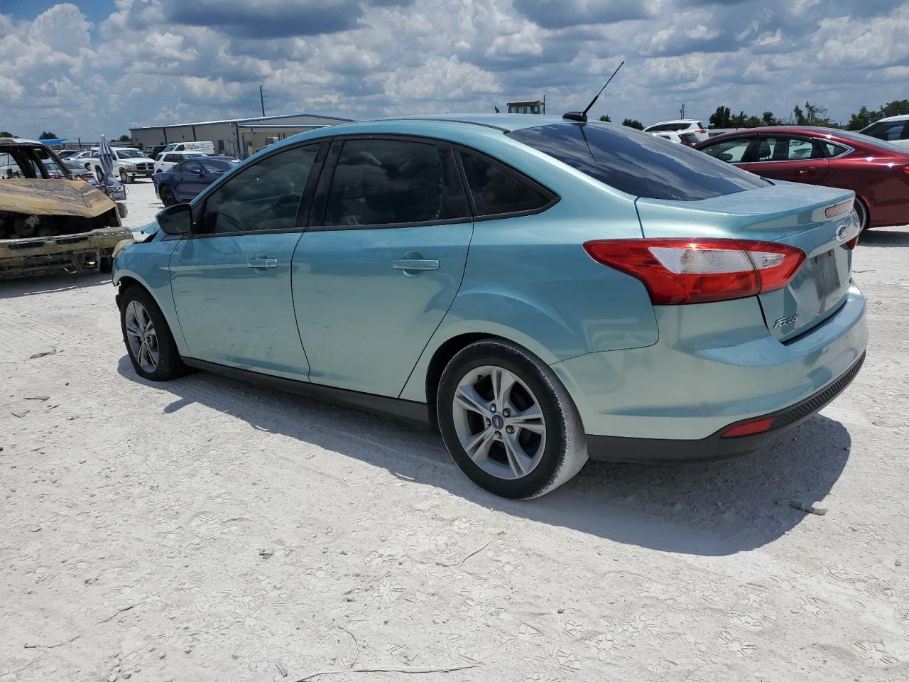 1FAHP3F26CL271727 2012 Ford Focus Se