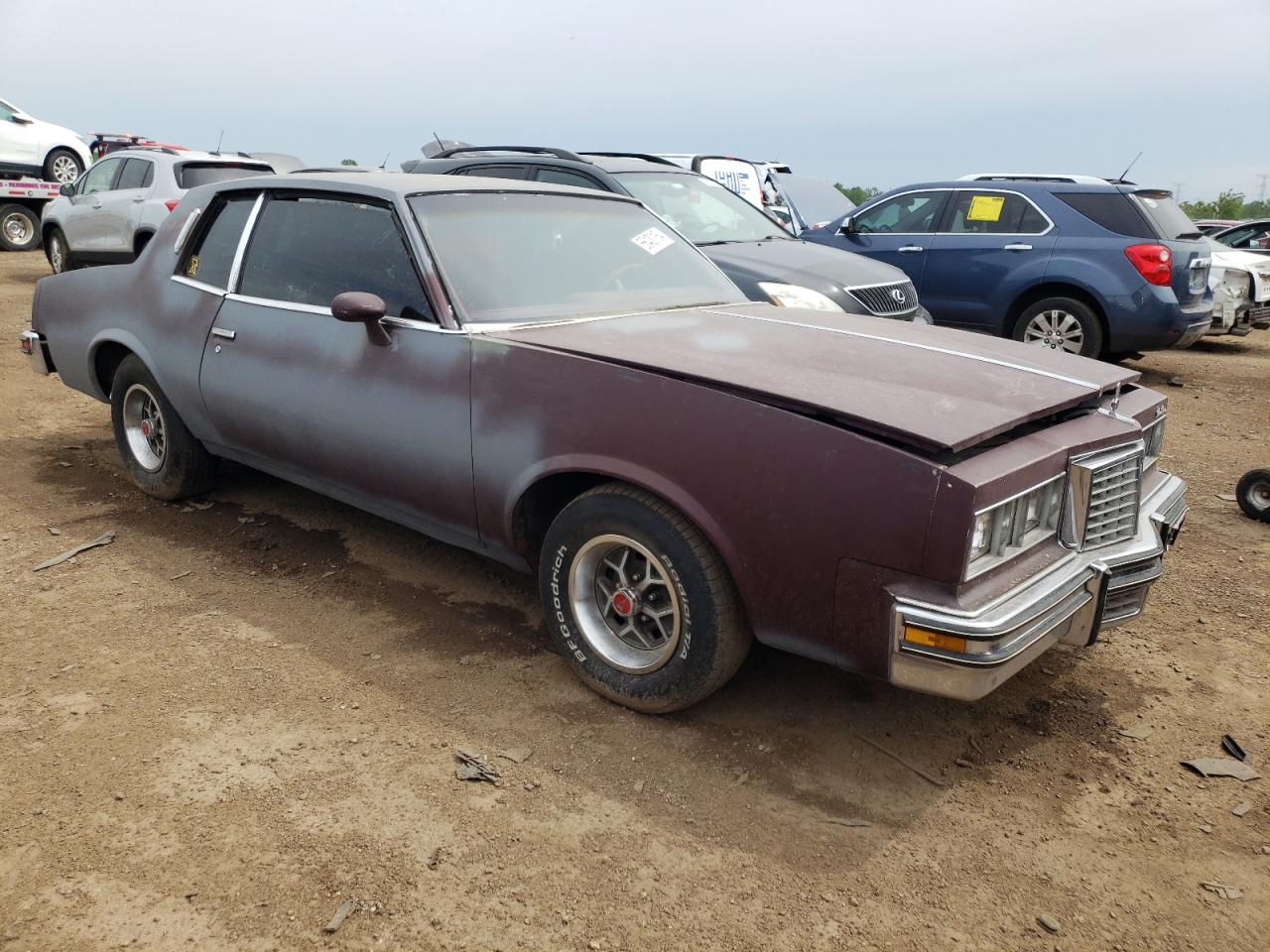 2J37Y9P612986 1979 Pontiac Gran Prix