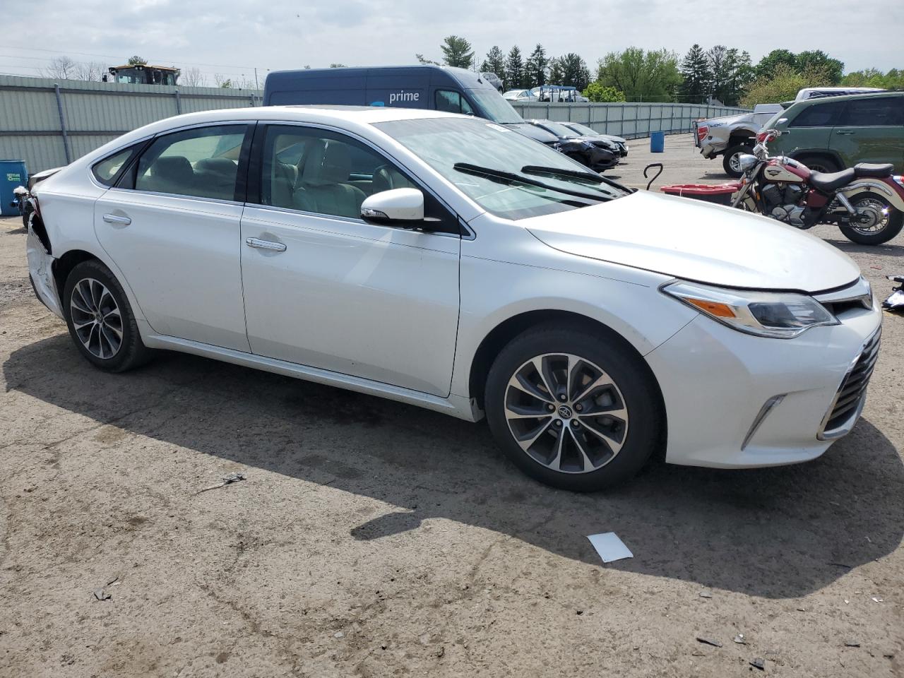 4T1BK1EB8HU253876 2017 Toyota Avalon Xle