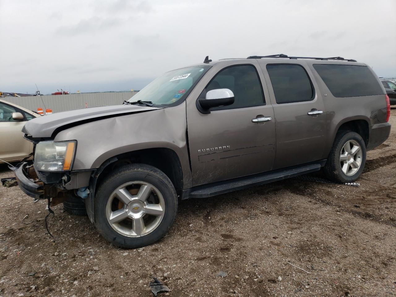 1GNSKJE32BR331261 2011 Chevrolet Suburban K1500 Lt