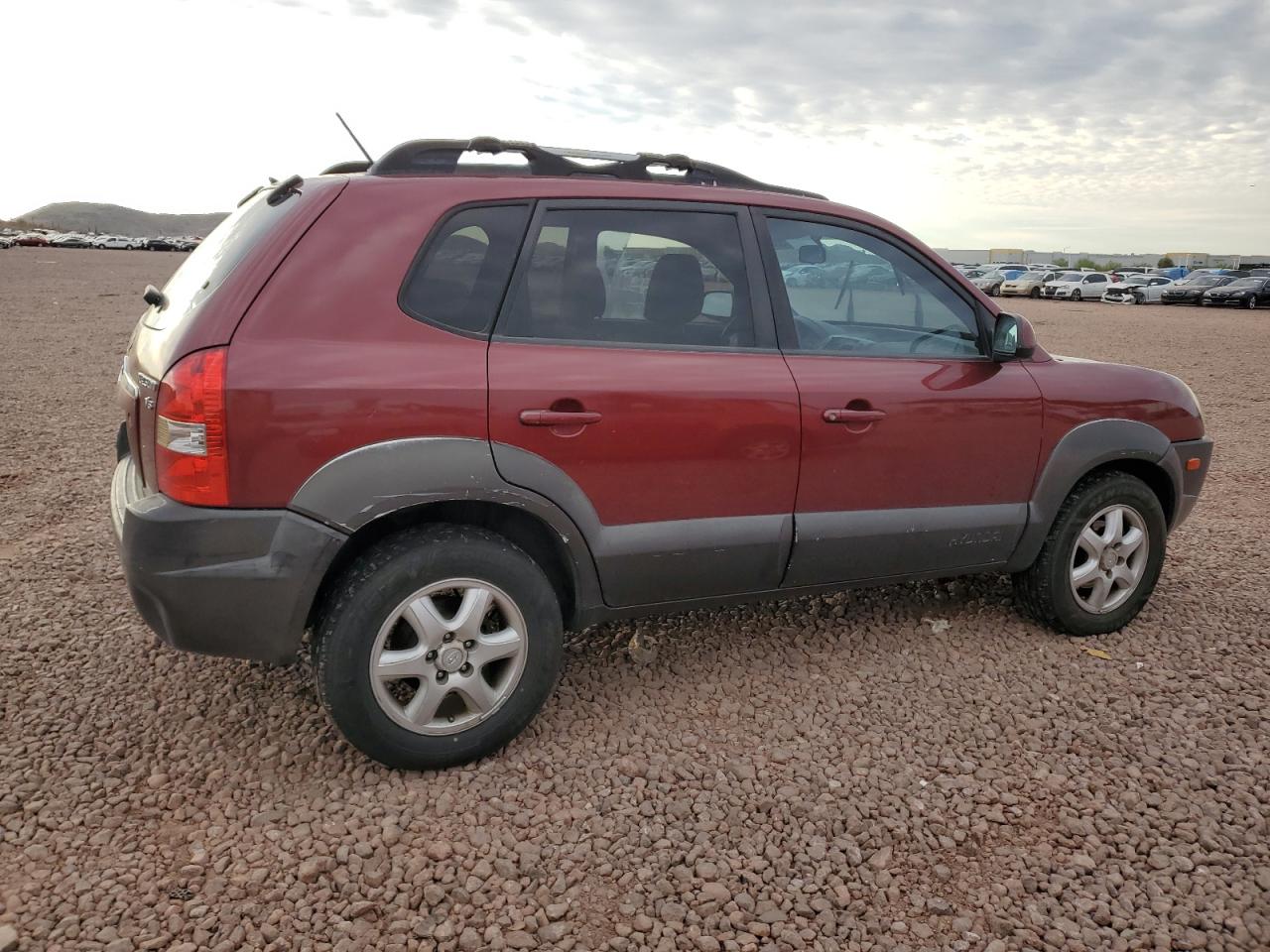 KM8JN12D65U229533 2005 Hyundai Tucson Gls