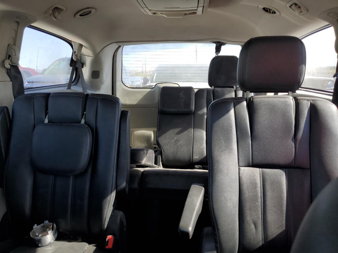 2C4RC1BG6GR268193 2016 Chrysler Town & Country Touring