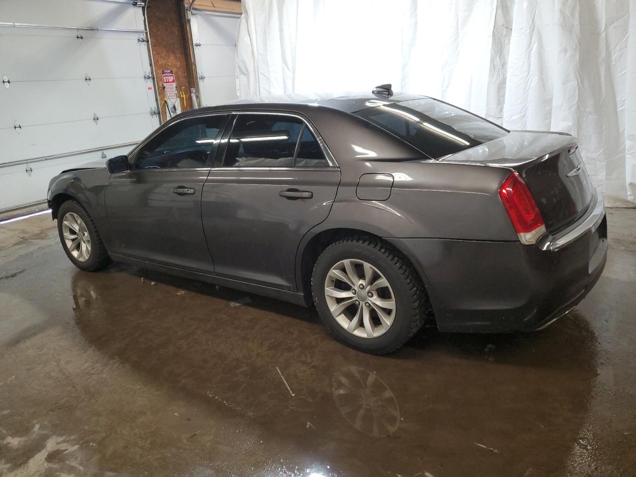 2C3CCAAG1FH807383 2015 Chrysler 300 Limited