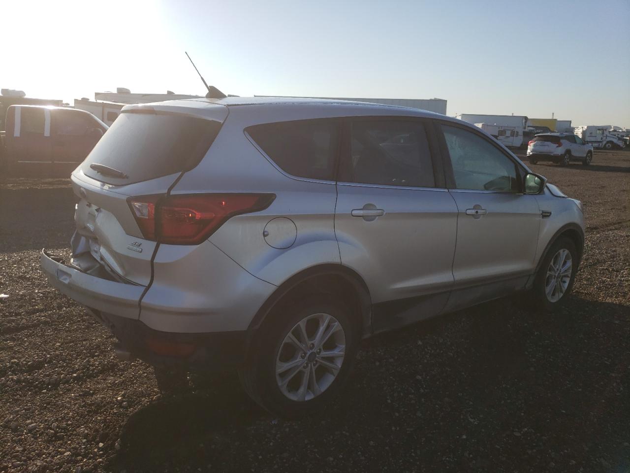 1FMCU0GD6KUA53349 2019 Ford Escape Se