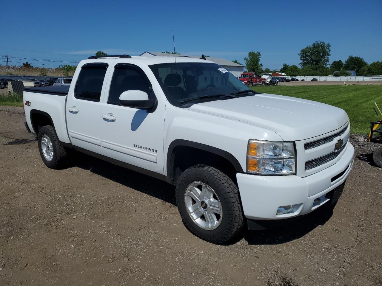 3GCPKSE36BG282683 2011 Chevrolet Silverado K1500 Lt