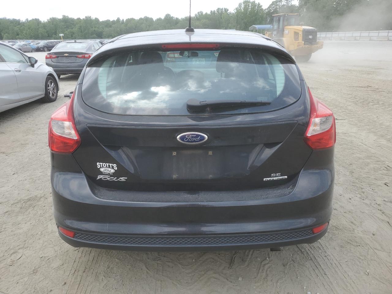 1FADP3K2XEL386886 2014 Ford Focus Se