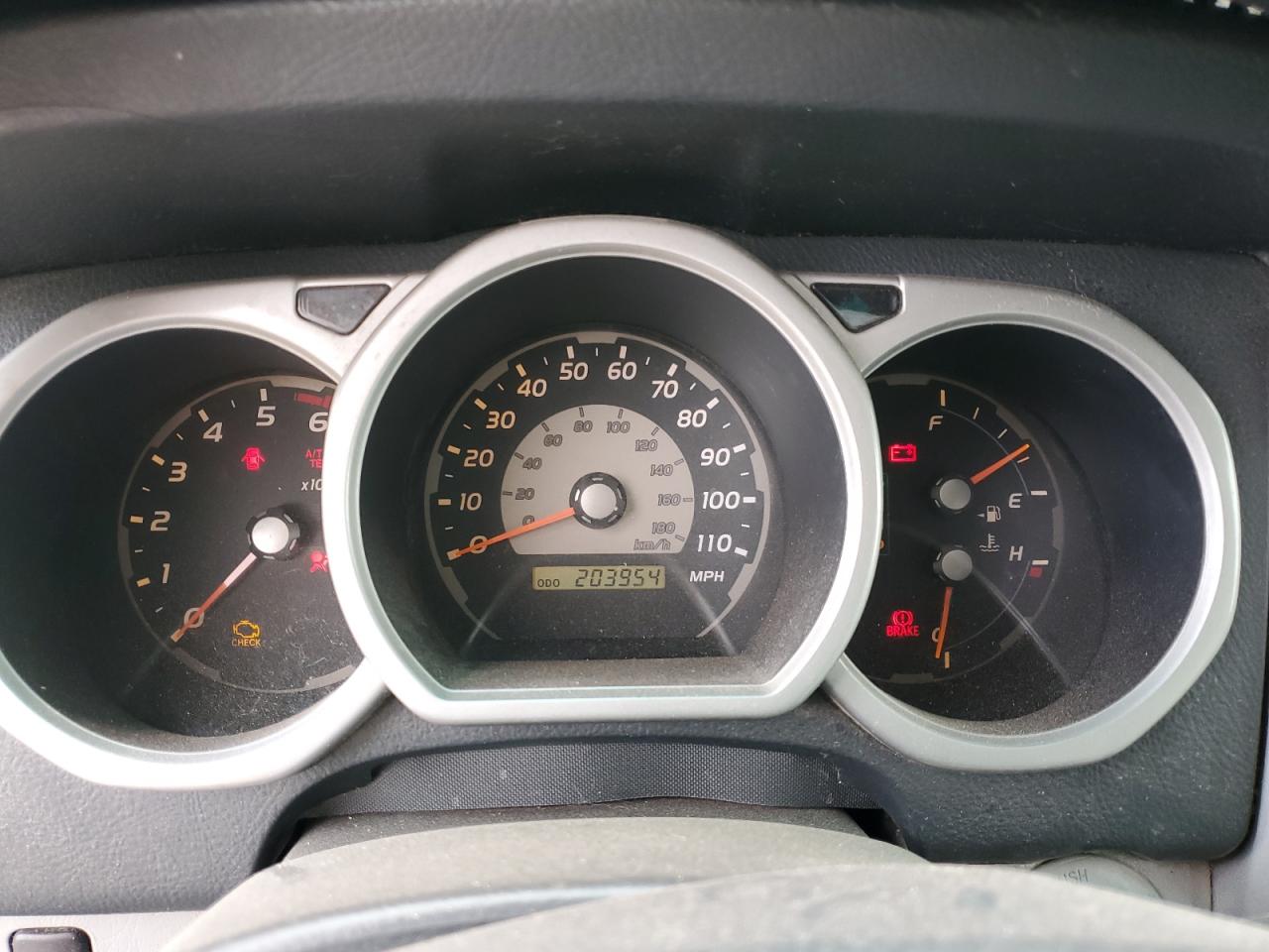 JTEBU14R240051528 2004 Toyota 4Runner Sr5