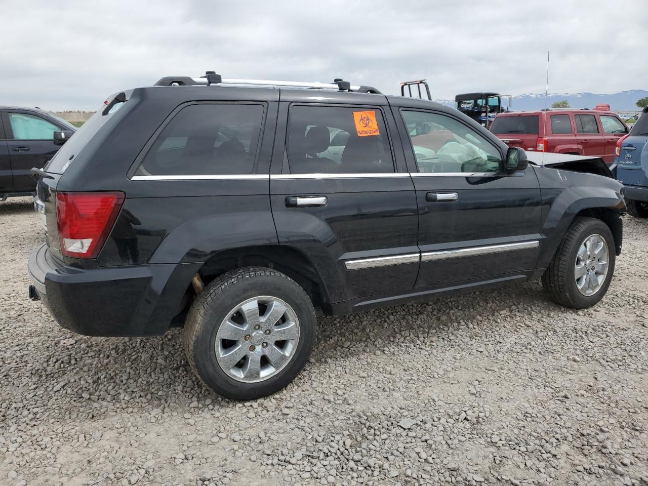 1J8HR68258C177762 2008 Jeep Grand Cherokee Overland