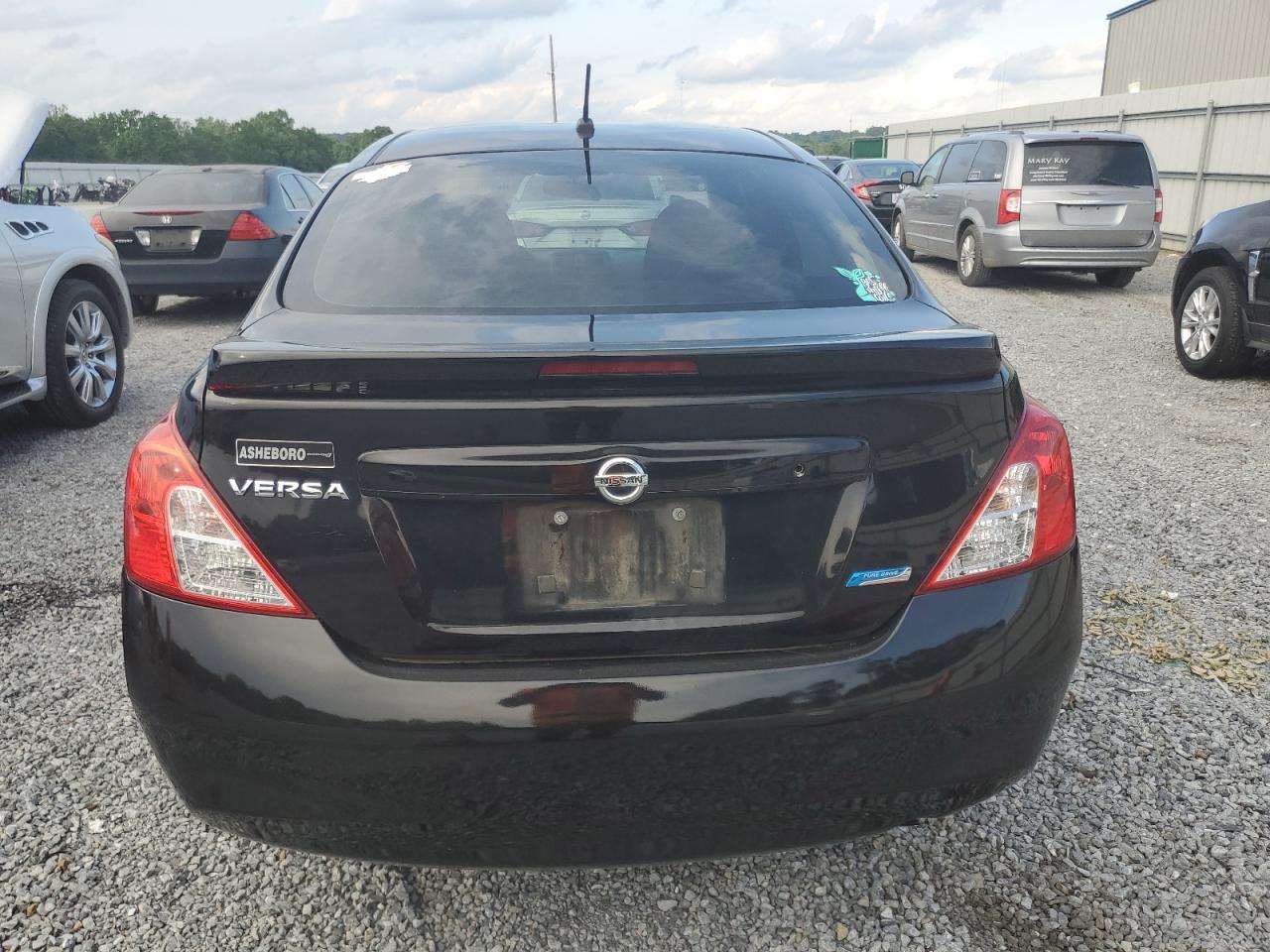 3N1CN7AP1EL853216 2014 Nissan Versa S