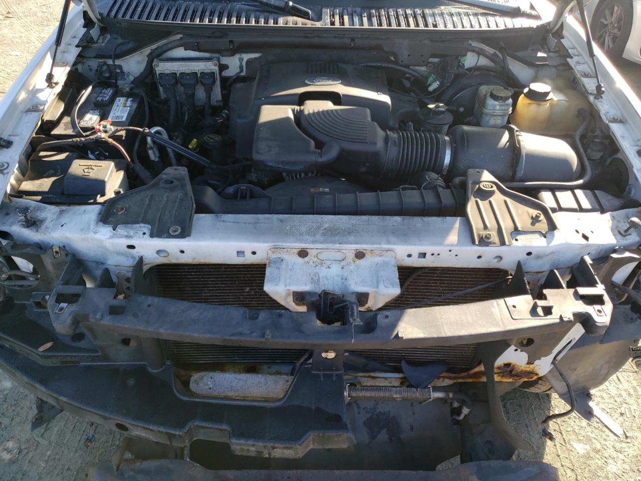 1FMFU18L64LA51103 2004 Ford Expedition Eddie Bauer