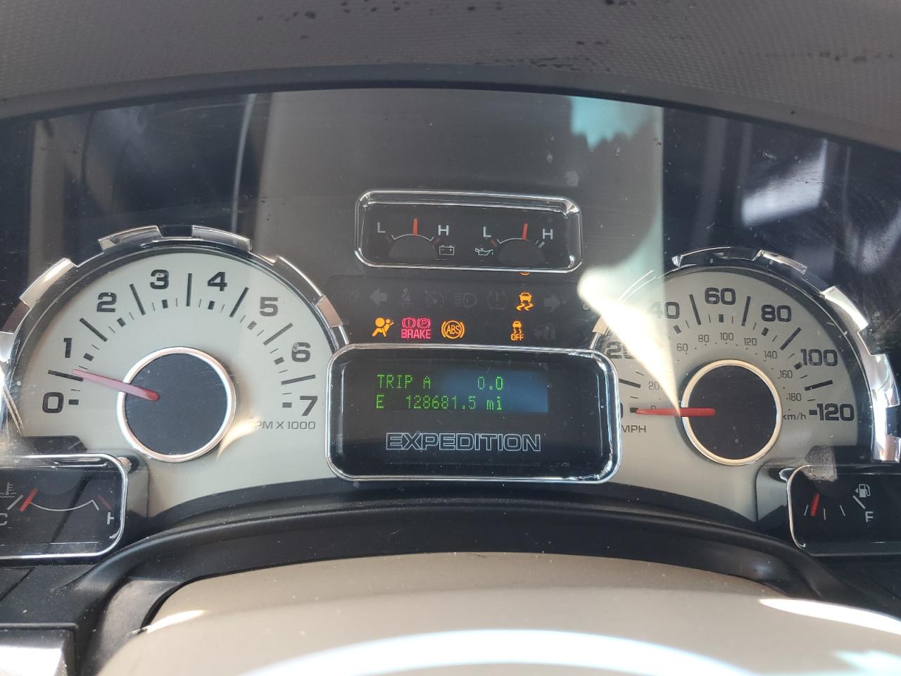 1FMJU1H57DEF61606 2013 Ford Expedition Xlt