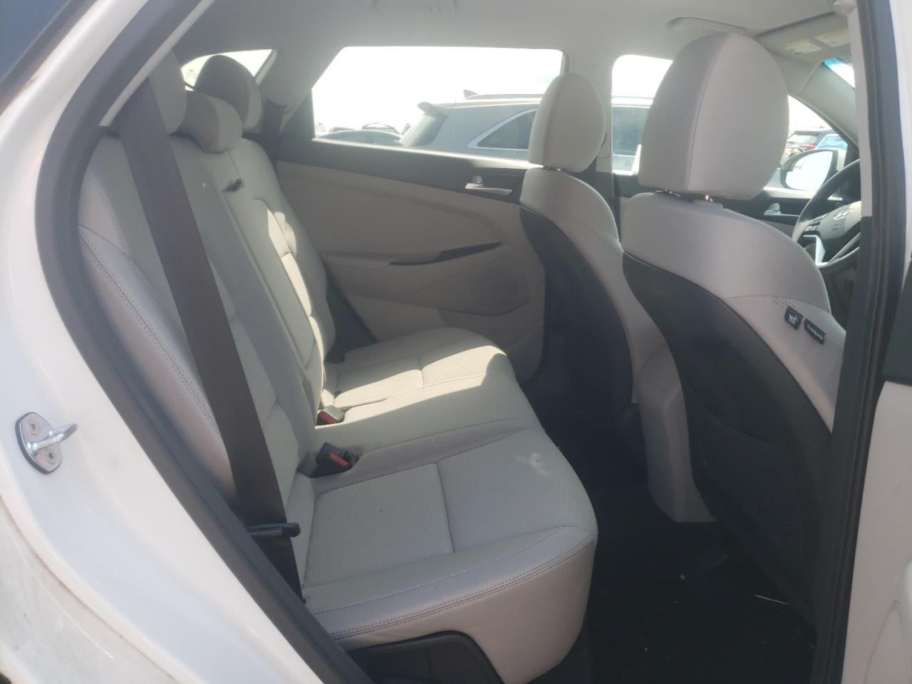 KM8J23A4XLU240540 2020 Hyundai Tucson Se