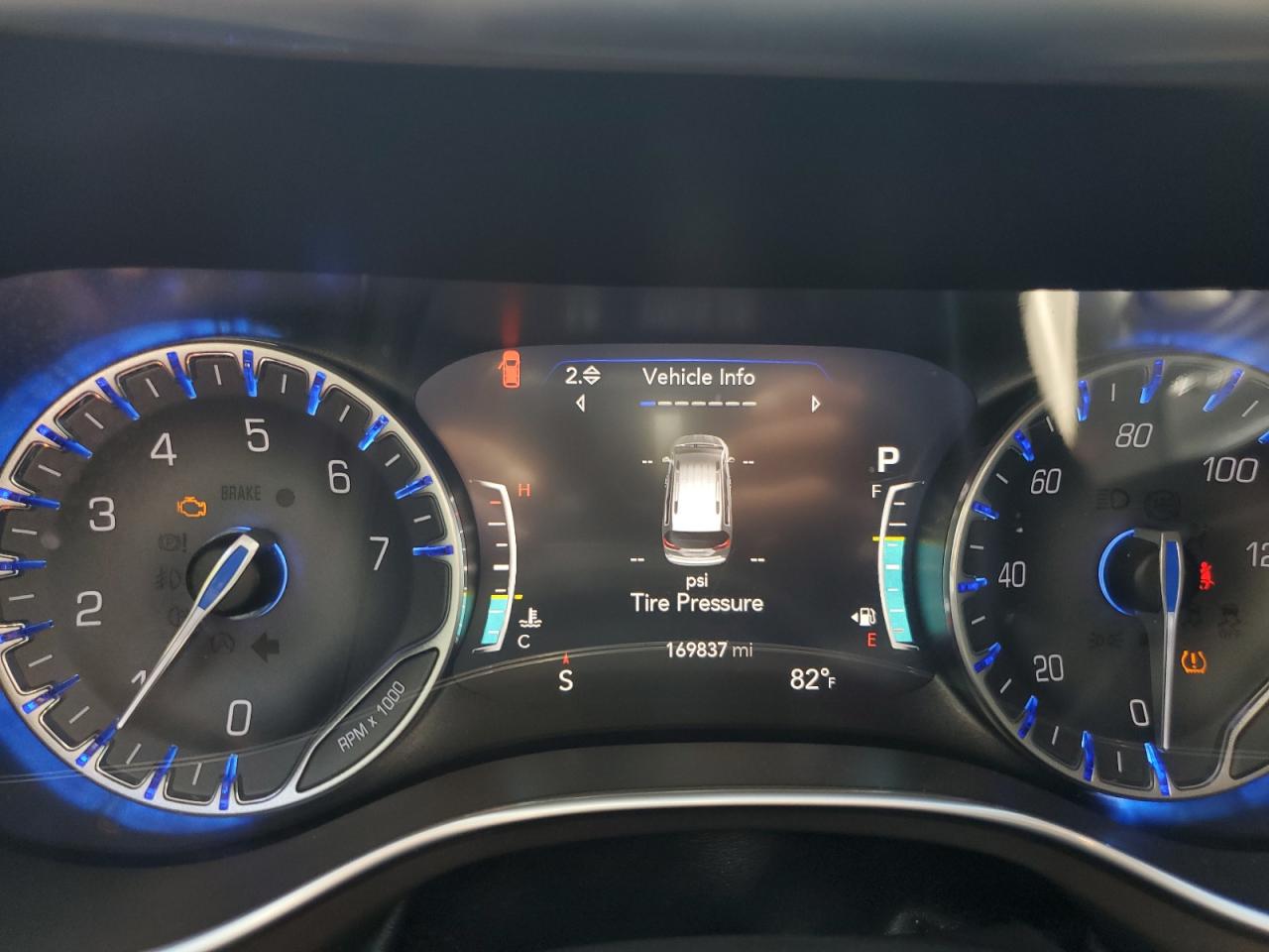 2C4RC1EG2HR514167 2017 Chrysler Pacifica Touring L Plus