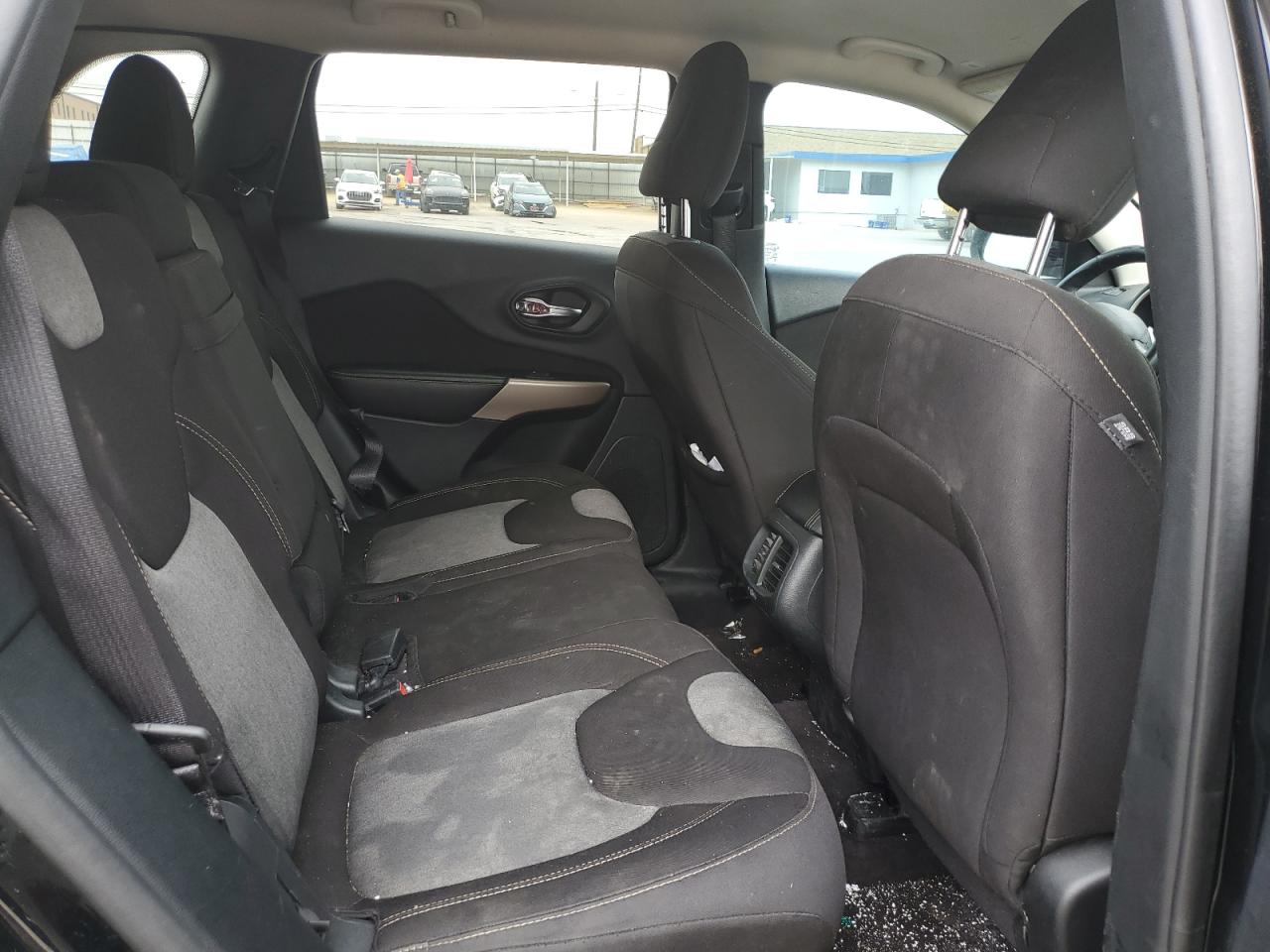 1C4PJLCB7JD552874 2014 Jeep Cherokee Latitude