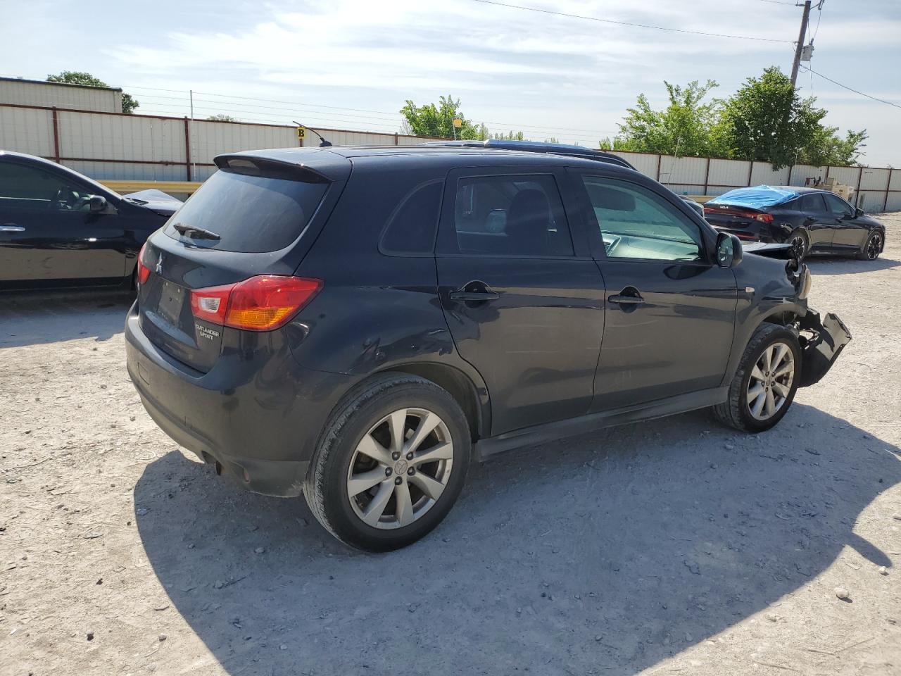 2013 Mitsubishi Outlander Sport Es vin: 4A4AP3AU0DE019071