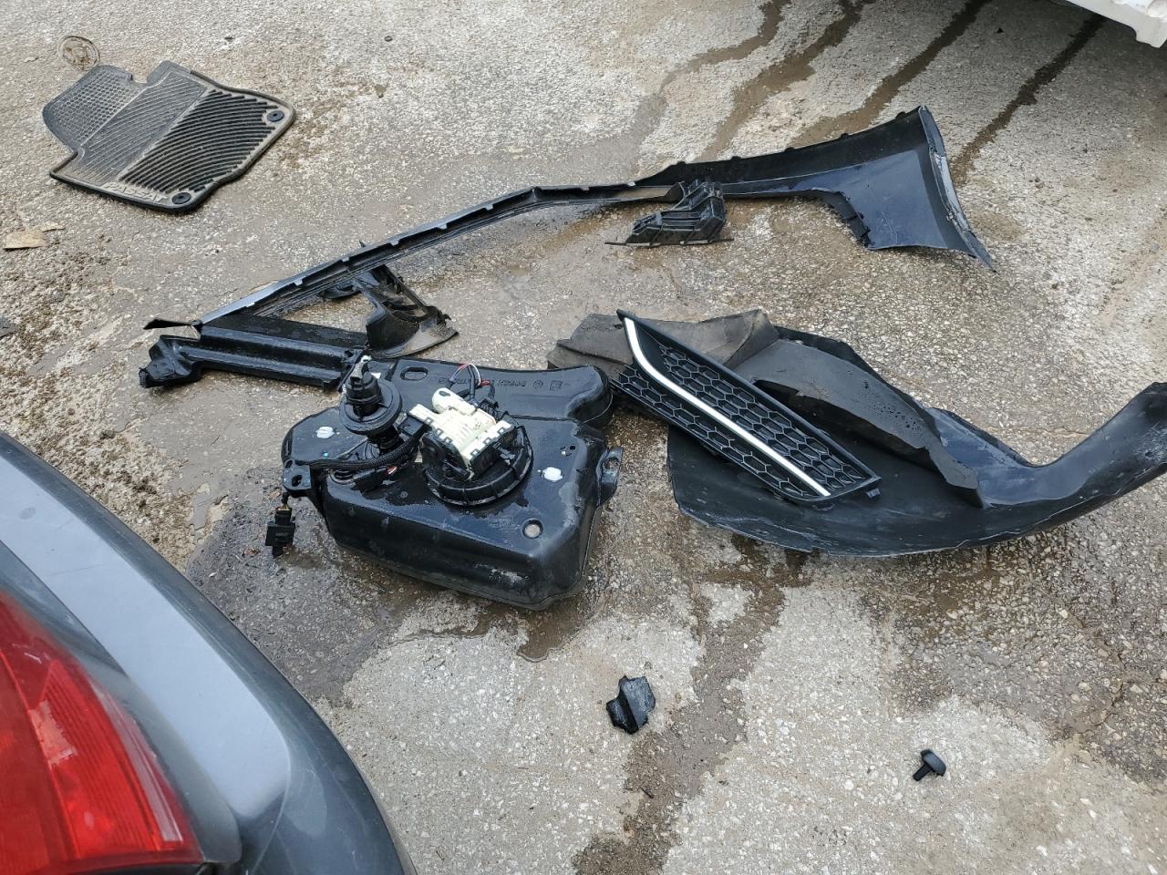 1VWBN7A30DC051365 2013 Volkswagen Passat Se