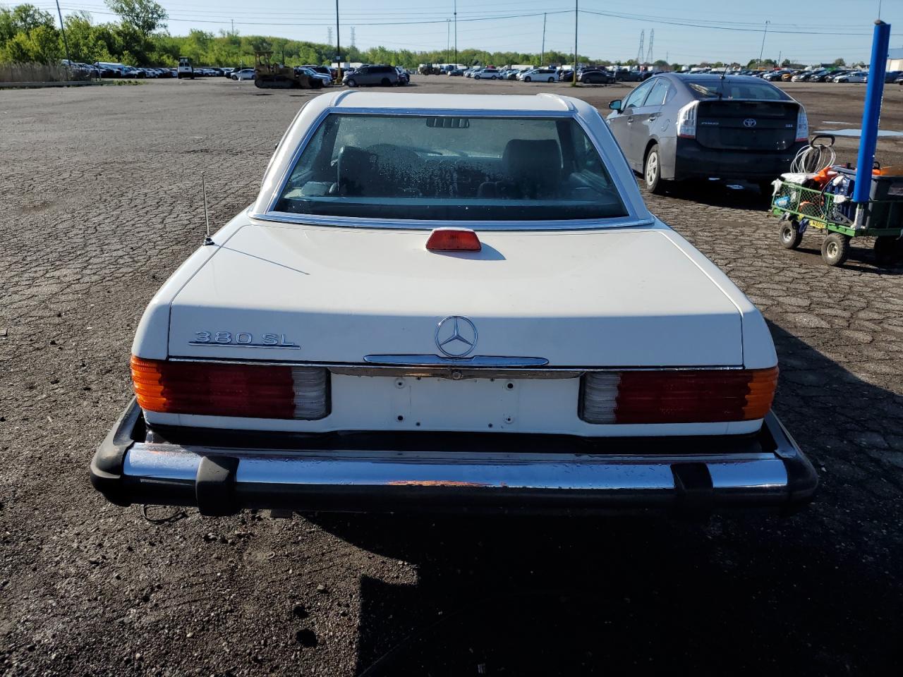 WDBBA45A9DB023817 1983 Mercedes-Benz 380 Sl