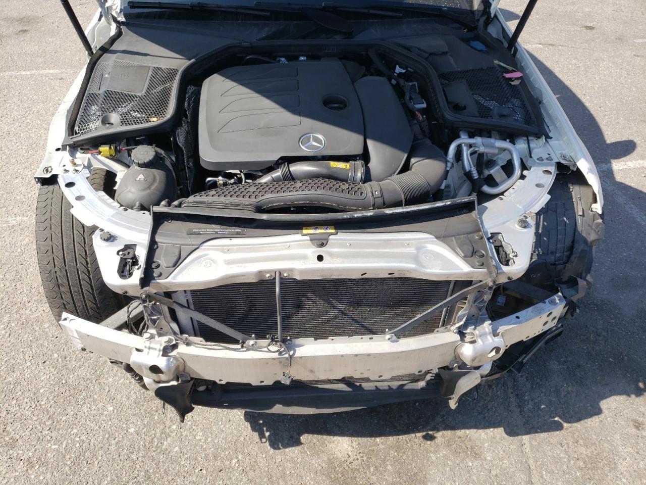 55SWF8DB1KU288648 2019 Mercedes-Benz C 300