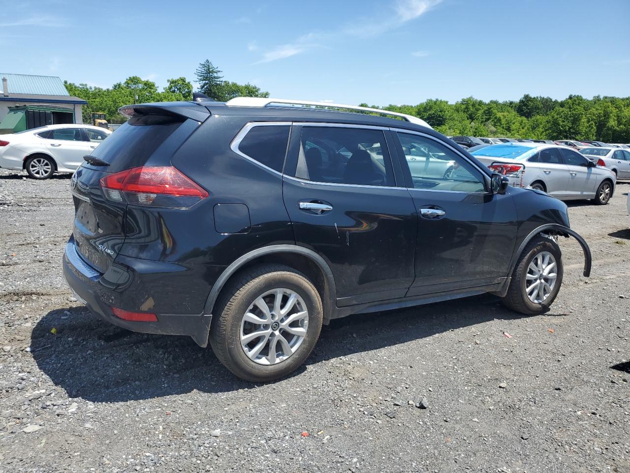 JN8AT2MVXJW305716 2018 Nissan Rogue S