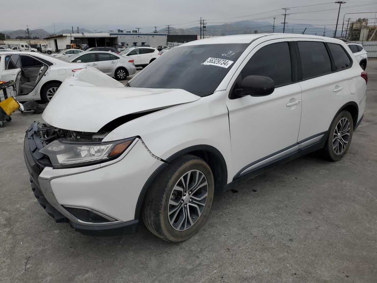 JA4AD2A38GZ035754 2016 Mitsubishi Outlander Es