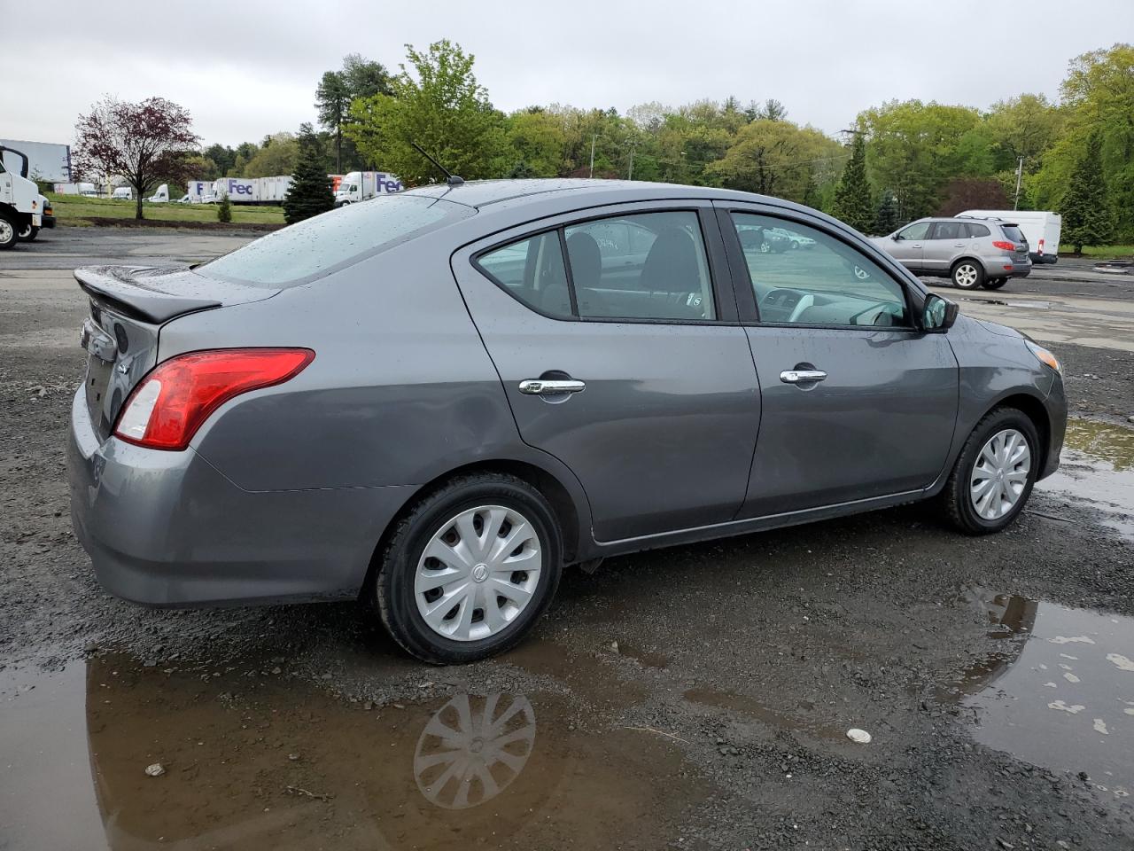 2017 Nissan Versa S vin: 3N1CN7AP4HL815919