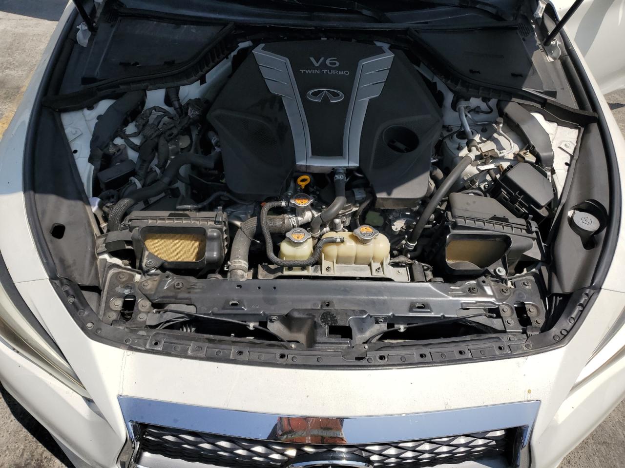 JN1EV7APXJM364516 2018 Infiniti Q50 Luxe