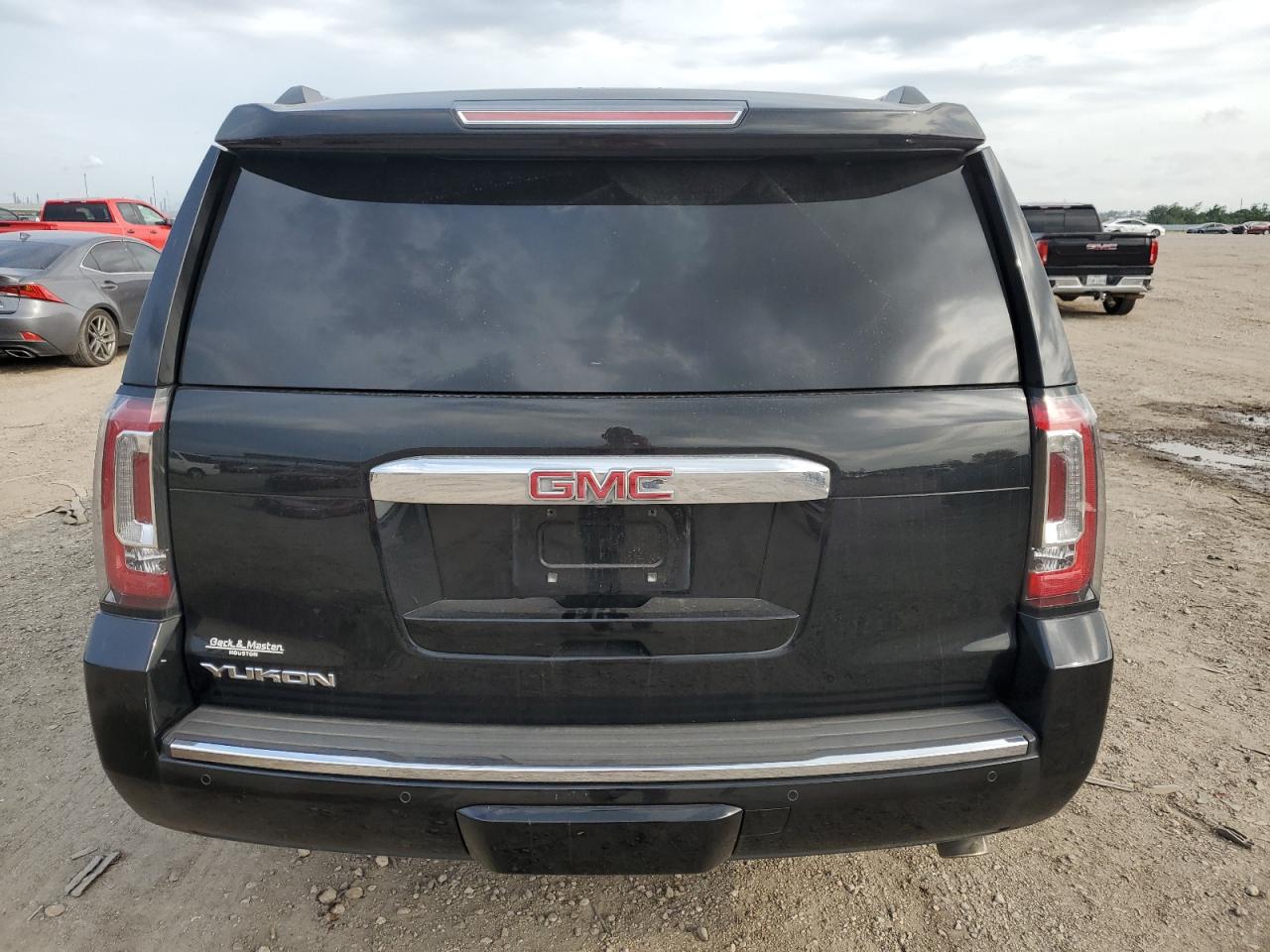 1GKS1CKJ3GR112783 2016 GMC Yukon Denali