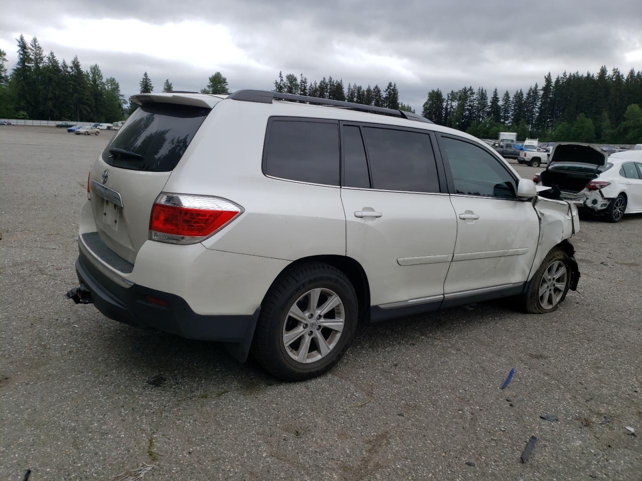 5TDZK3EH7DS138445 2013 Toyota Highlander Base