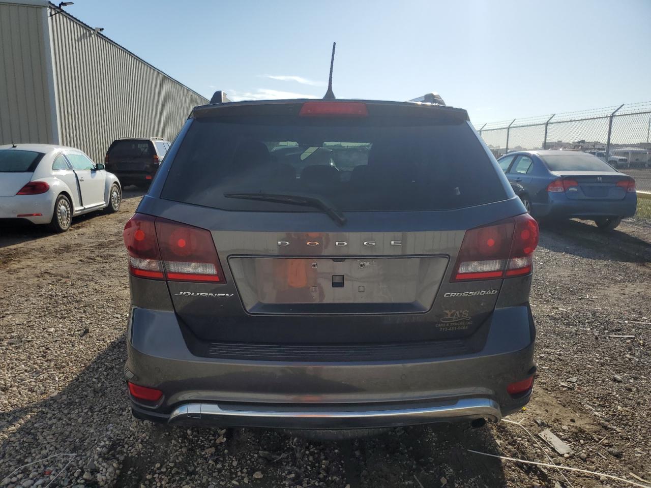 3C4PDCGBXJT491175 2018 Dodge Journey Crossroad
