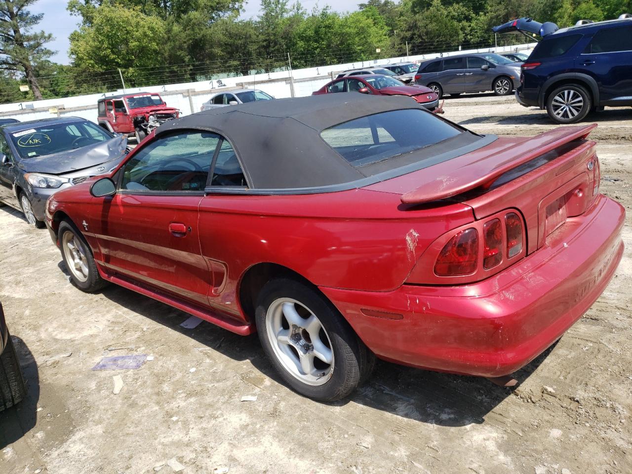 1FAFP4440WF184958 1998 Ford Mustang