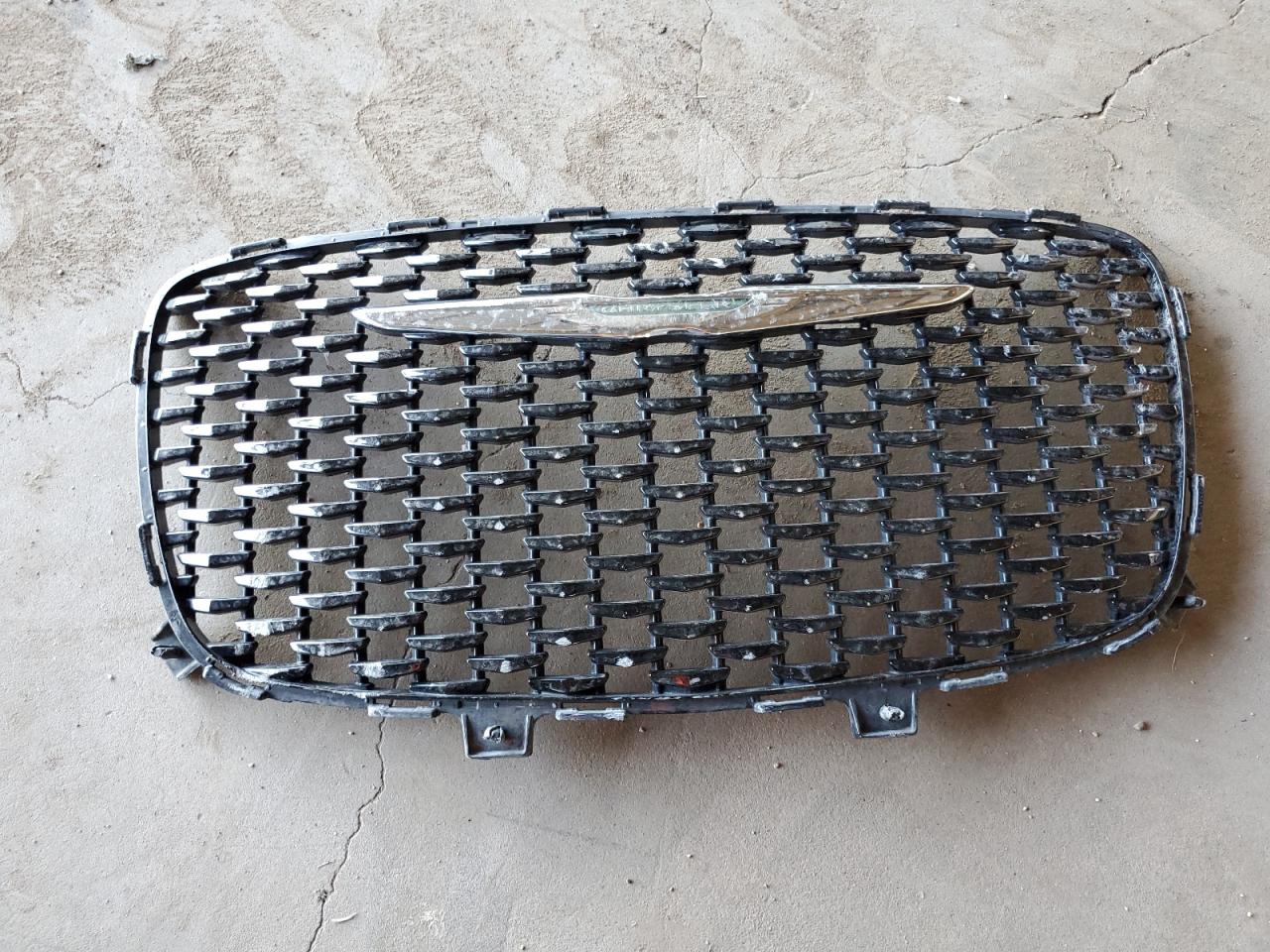 2C3CCAAG0KH740690 2019 Chrysler 300 Touring