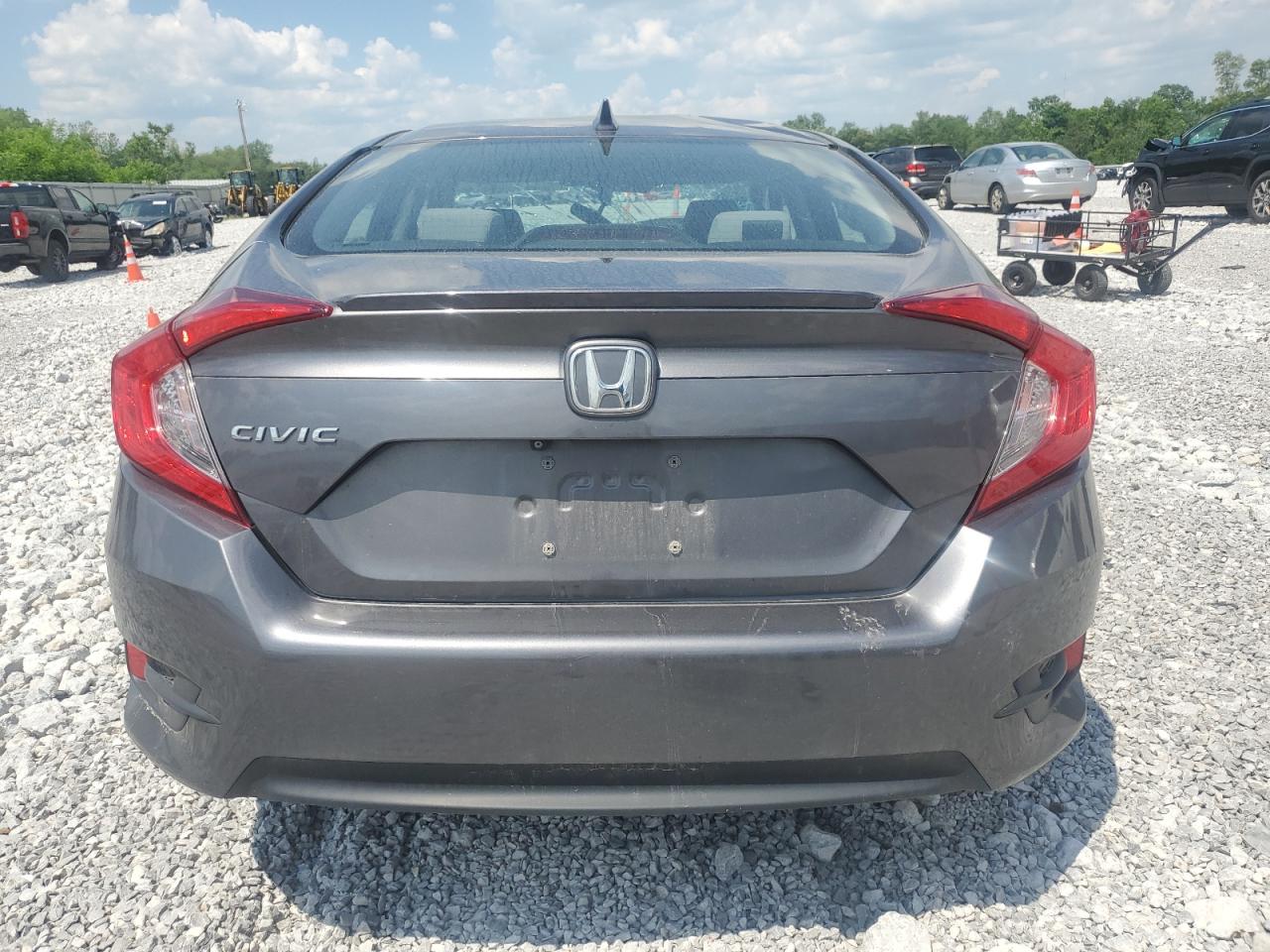 2HGFC1F37JH645560 2018 Honda Civic Ex