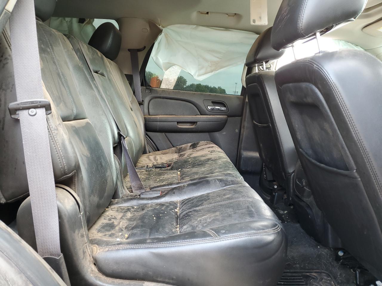 1GNSKBE09BR342172 2011 Chevrolet Tahoe K1500 Lt