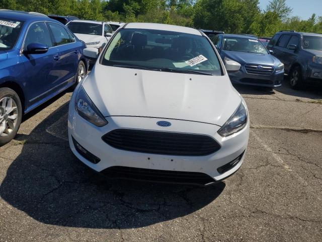 2018 Ford Focus Se VIN: 1FADP3FEXJL266892 Lot: 51359504