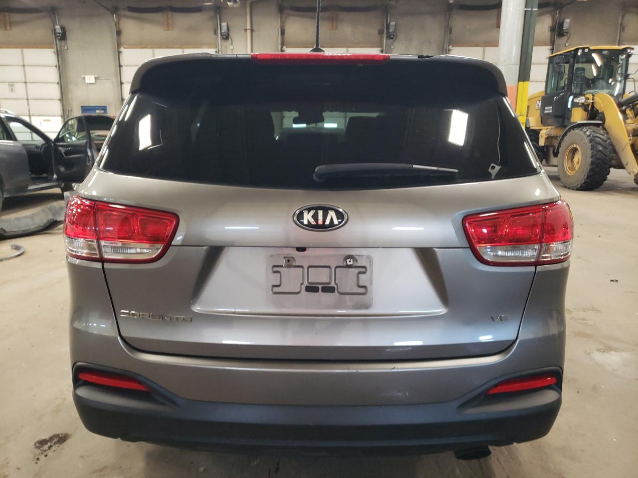 5XYPGDA5XGG167496 2016 Kia Sorento Lx