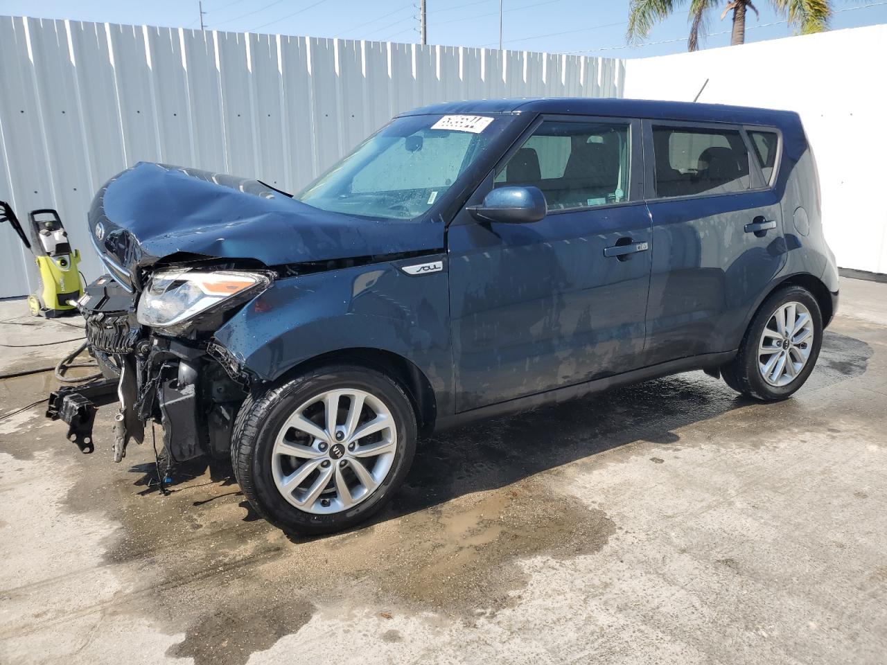 KNDJP3A59K7014470 2019 Kia Soul +