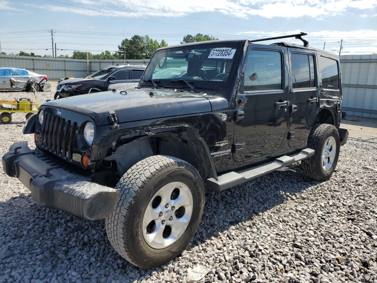 1C4BJWEG4DL582817 2013 Jeep Wrangler Unlimited Sahara