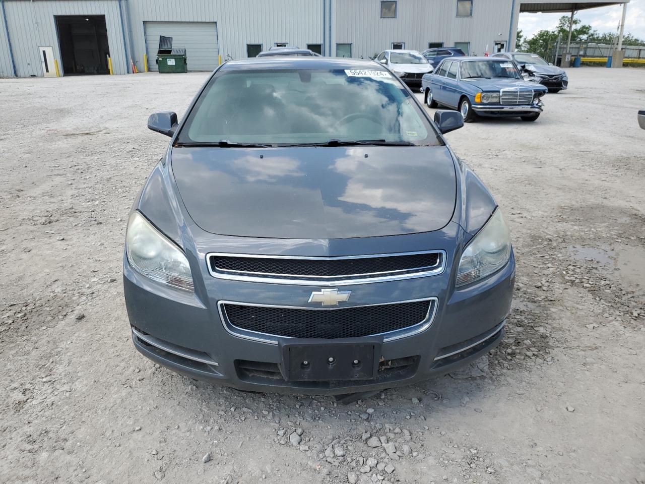 1G1ZJ57B09F121199 2009 Chevrolet Malibu 2Lt