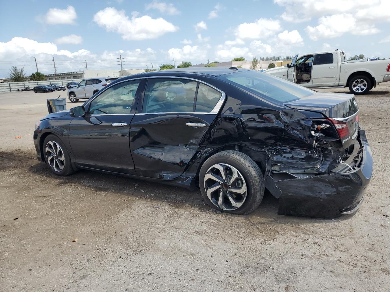 1HGCR3F00GA034814 2016 Honda Accord Exl