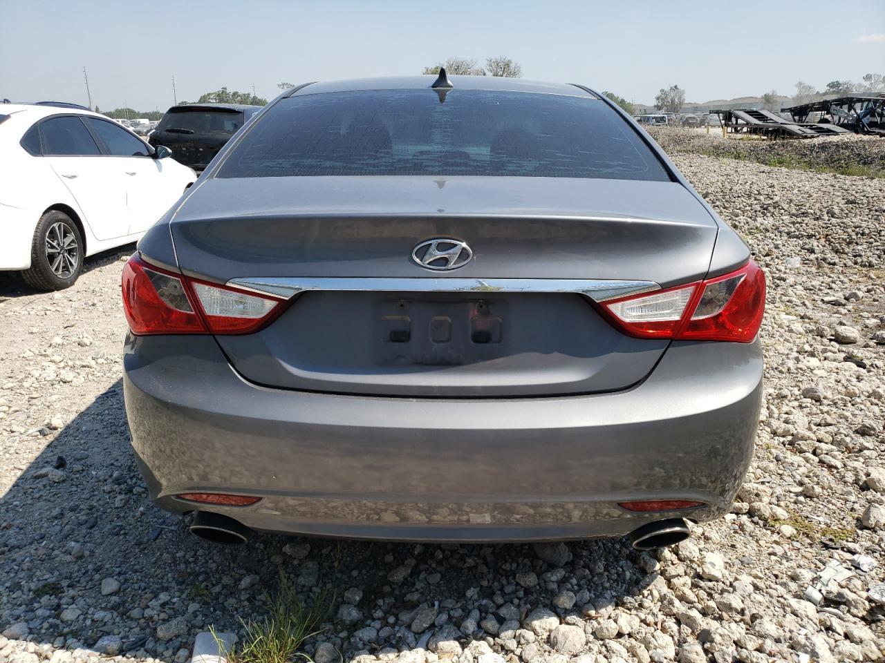 5NPEC4AC2BH197854 2011 Hyundai Sonata Se